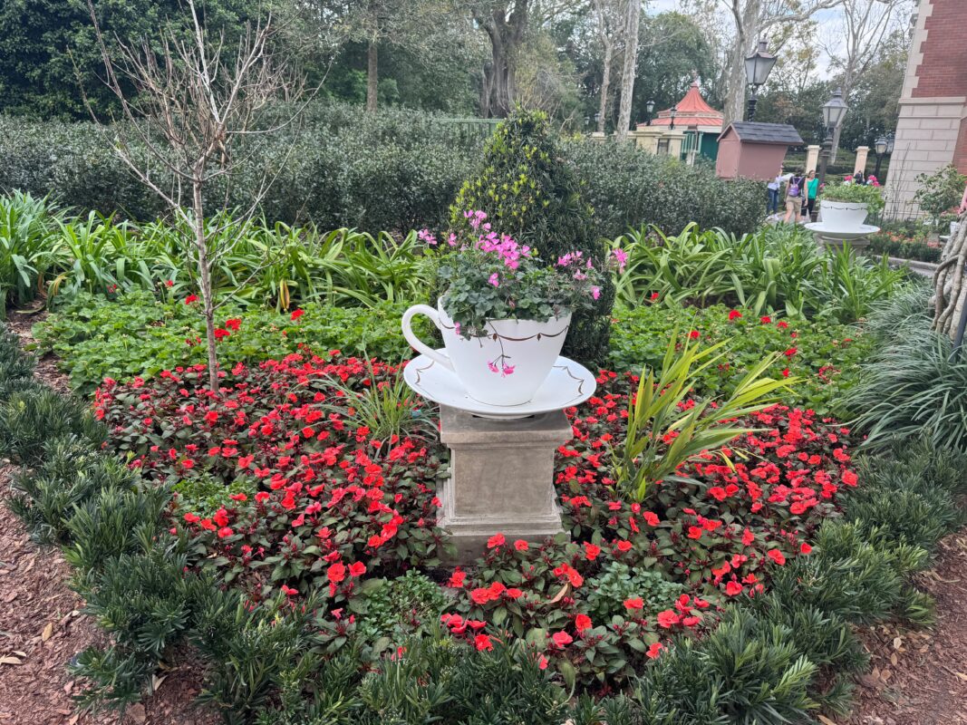 English Tea Garden & Shakespeare Garden Return for 2024 EPCOT International Flower & Garden Festival 4 wdw epcot 2024 epcot internation flower garden festival english tea garden shakespeareIMG 7957