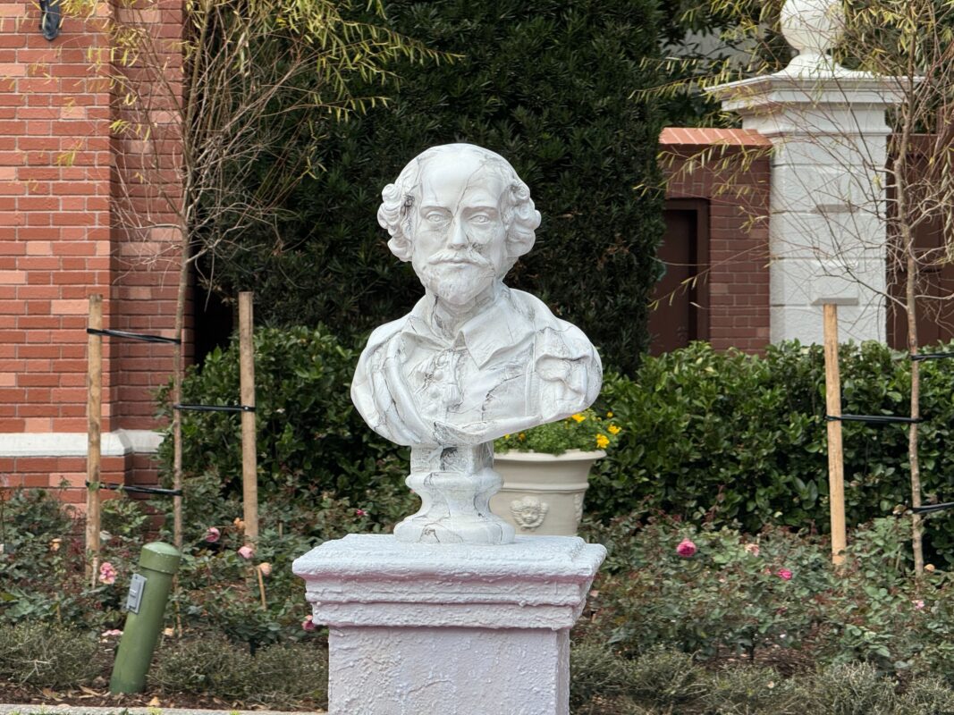 English Tea Garden & Shakespeare Garden Return for 2024 EPCOT International Flower & Garden Festival 6 wdw epcot 2024 epcot internation flower garden festival english tea garden shakespeareIMG 7974