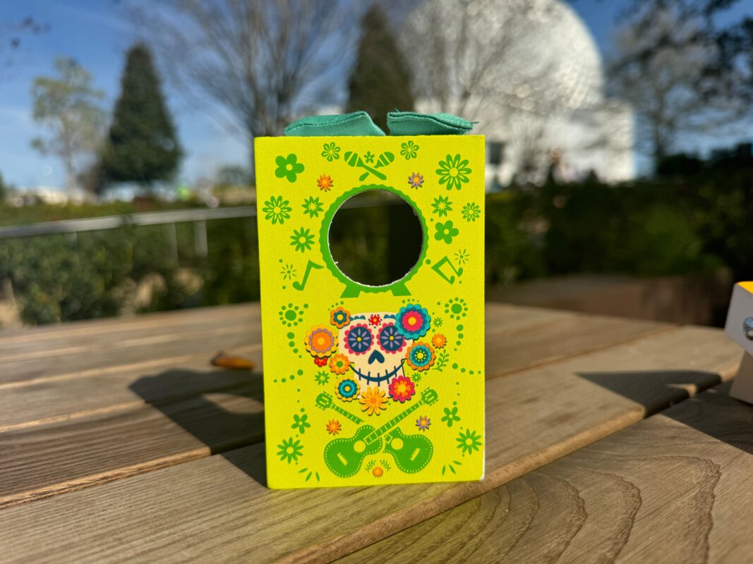 Coco mini cornhole